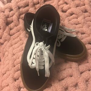 Van Skateboarding Mens size 5.5 Never worn